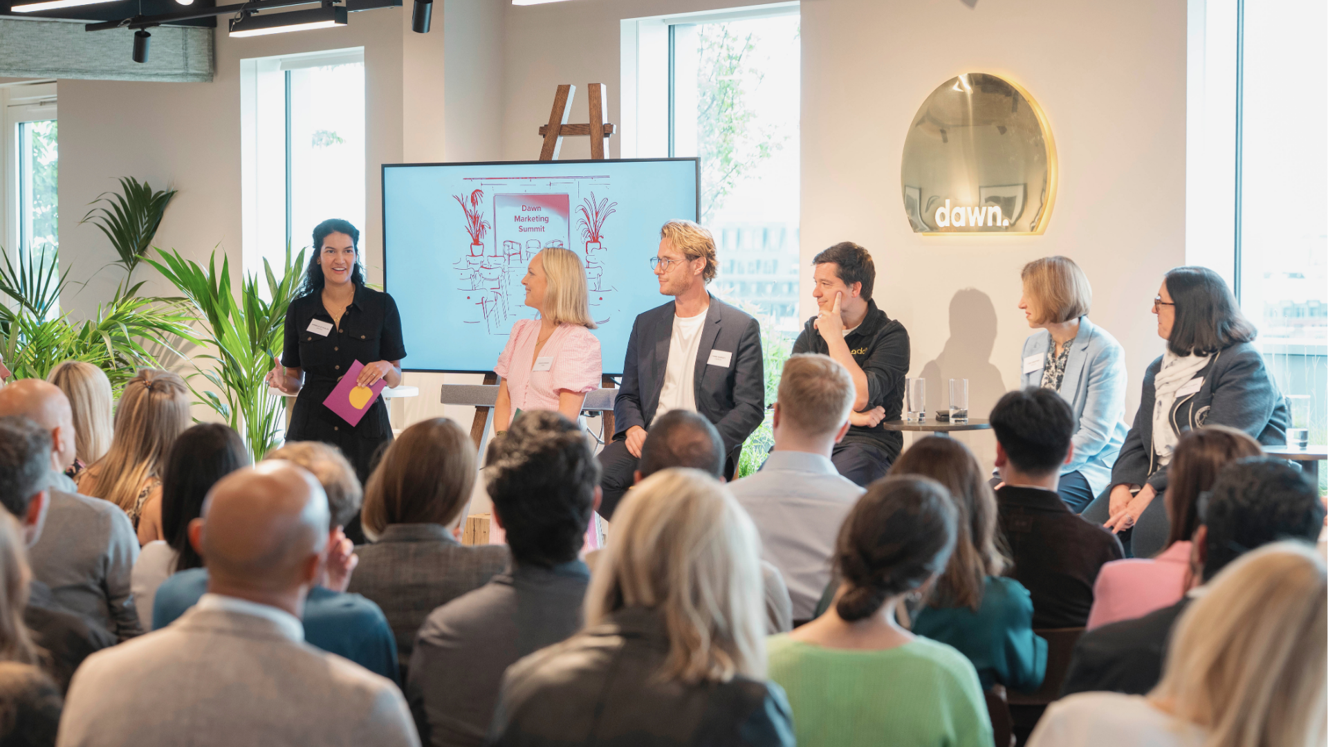 Danielle Le Toullec, CMO at Erevena, moderating a panel at Erevena x Dawn Marketing Summit